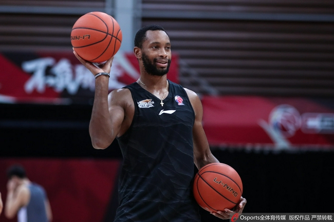 包含犹他爵士发布备战花絮;加时末段复出首秀;CBA常规赛任务艰巨;训练强度明显提升的词条 包含犹他爵士发布备战花絮;加时末段复出首秀;CBA常规赛任务艰巨;训练强度明显提升的词条