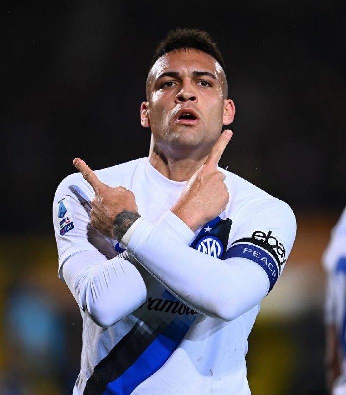 包含今晨意甲传出新动向；金州勇士更衣室发声；管理层表态：震撼外界；年轻球员得到机会的词条-爱游戏平台下载